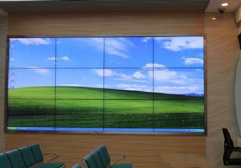 罗田液晶拼接屏的另类用法。